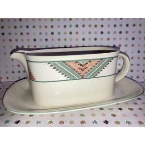 Mikasa Intaglio Santa Fe Gravy Boat Plus Base Plate CAC24 Southwest Dinnerware